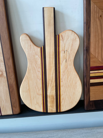 ASSORTIMENT DE PLANCHES À DÉCOUPER - MTL