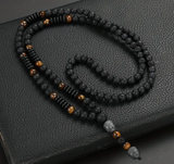 COLLIER EN PIERRES DE LAVE ET PIERRE DE TIGRE