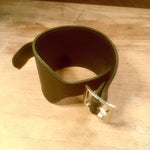 BRACELET LARGE AJUSTABLE EN CUIR