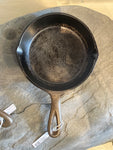 EN FONTE POUR LA CUISINE